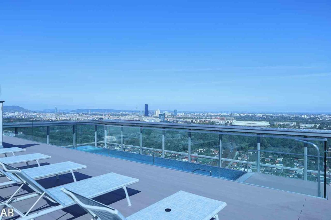 Superior Apartment & Rooftop Pool Wenen Buitenkant foto